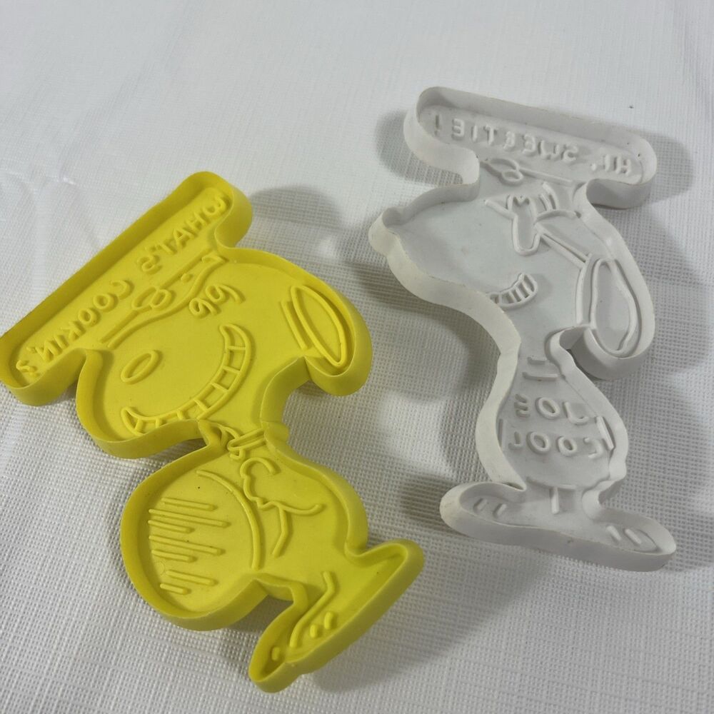Vintage - Peanuts - Snoopy - Cookie Cutter - Set of Two - Football